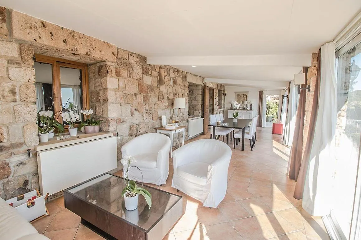 Hébergement de vacances Villa Les clèdes du Mazel à Banne